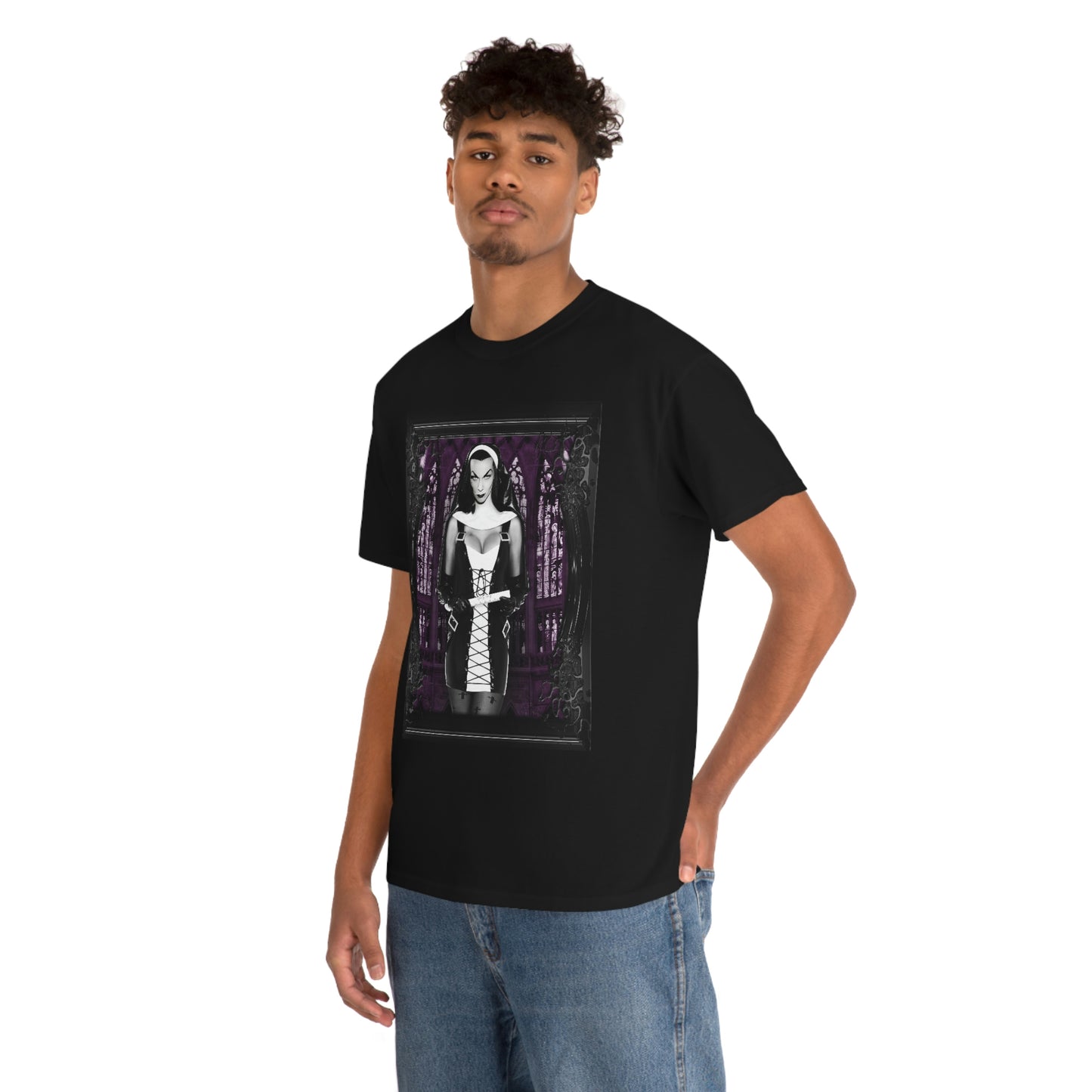 VAMPIRA 11 Unisex Heavy Cotton Tee
