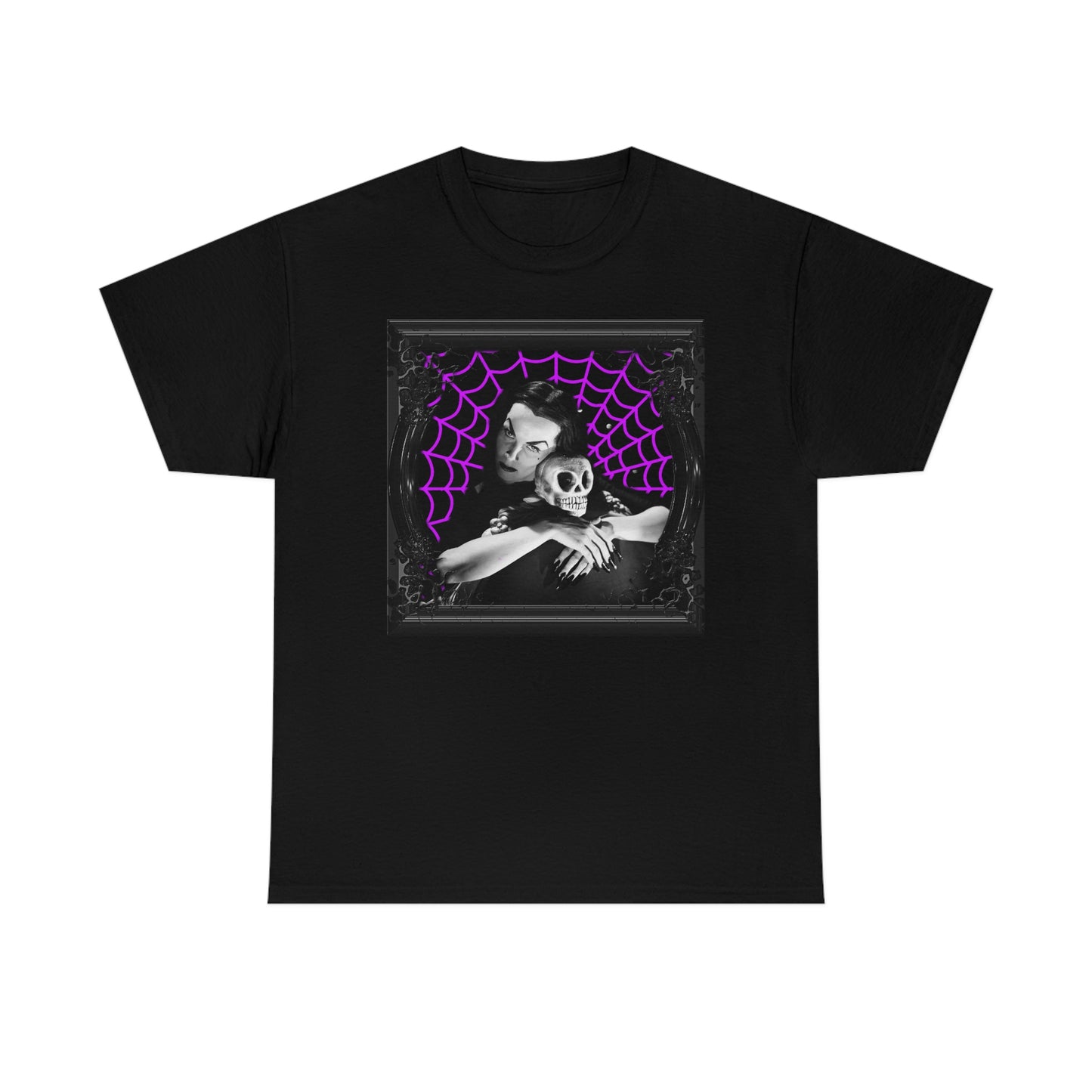 VAMPIRA 17 Unisex Heavy Cotton Tee