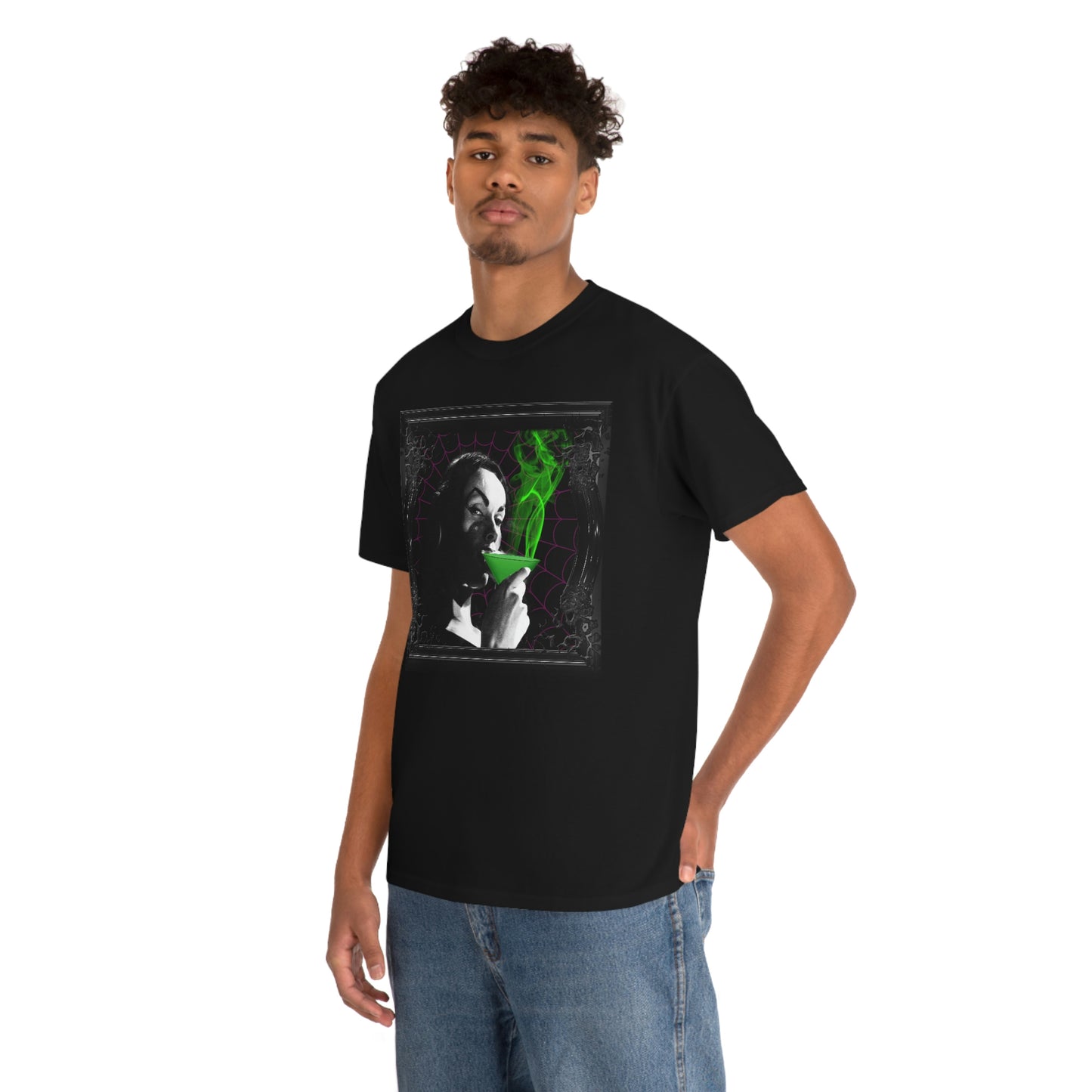 VAMPIRA 9 Unisex Heavy Cotton Tee