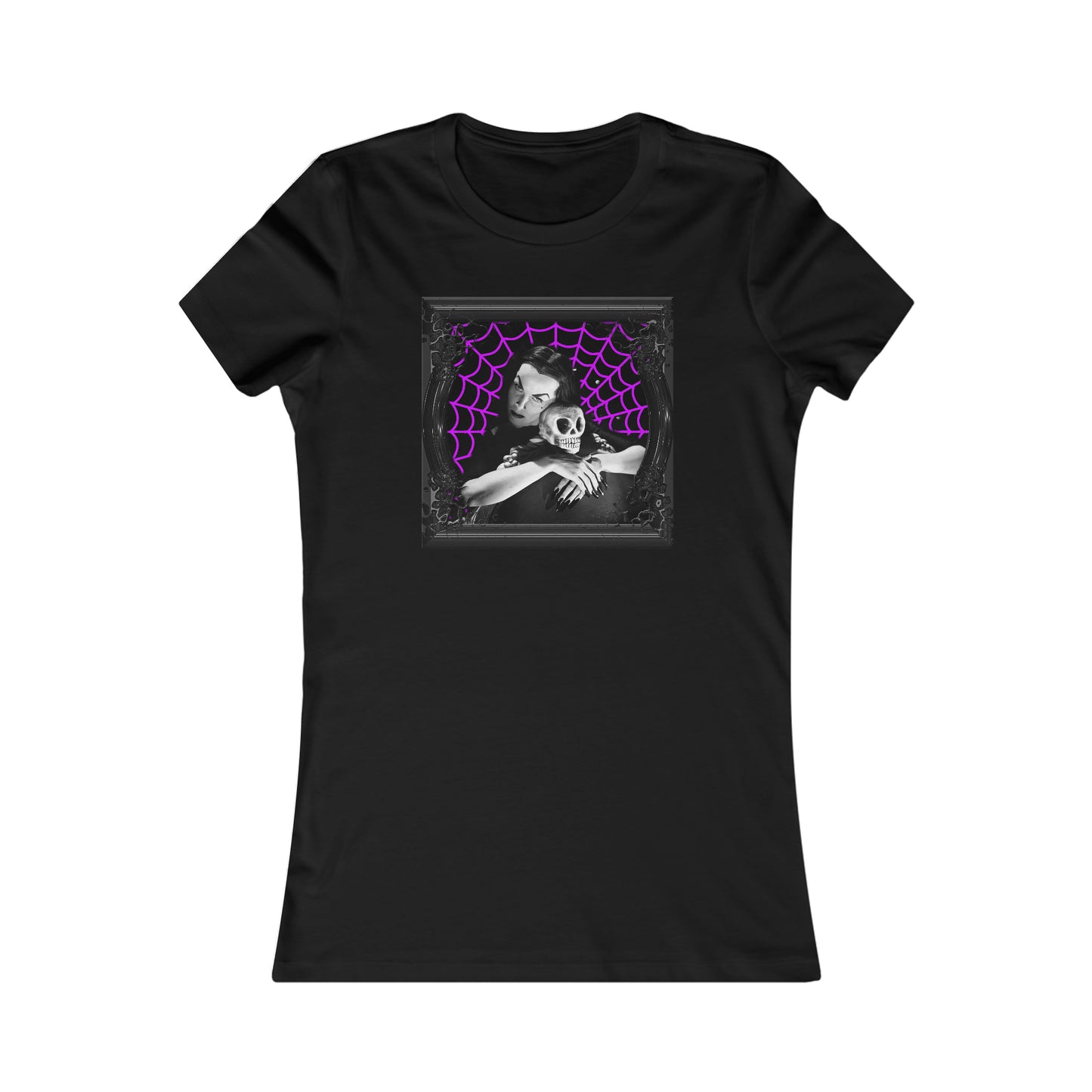 VAMPIRA 17 Women's Favorite Tee