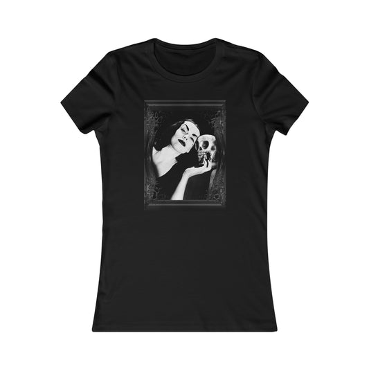 VAMPIRA 6 Women's Favorite Tee