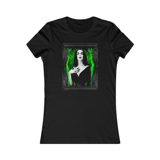 VAMPIRA 3 Women's Favorite Tee