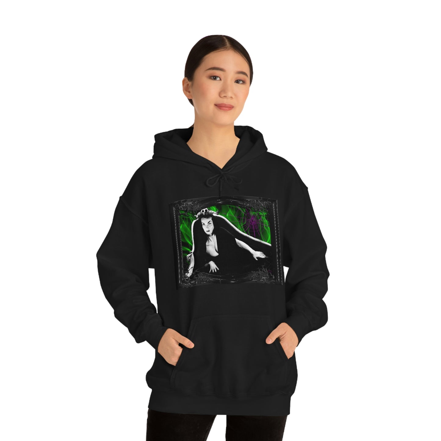 VAMPIRA 2 Unisex Heavy Blend™ Hooded Sweatshirt