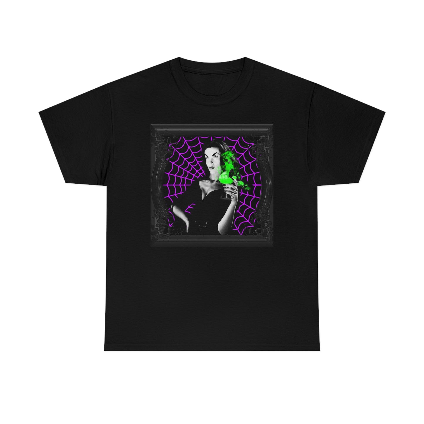 VAMPIRA 16 Unisex Heavy Cotton Tee