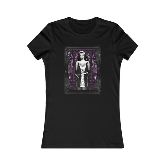 VAMPIRA 11 Women's Favorite Tee