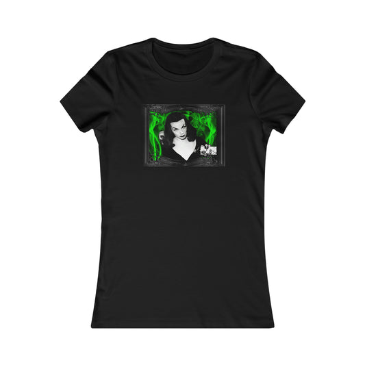 VAMPIRA 4 Women's Favorite Tee