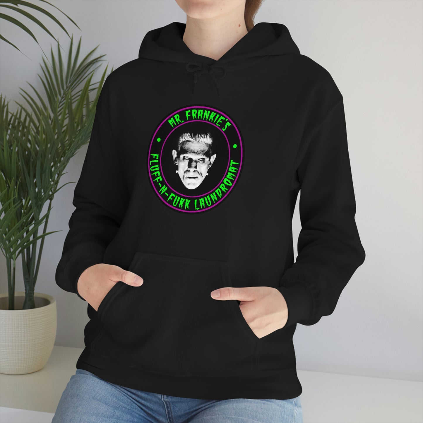 MR FRANKIE - FLUFF N FUKK LAUNDROMAT Unisex Heavy Blend™ Hooded Sweatshirt